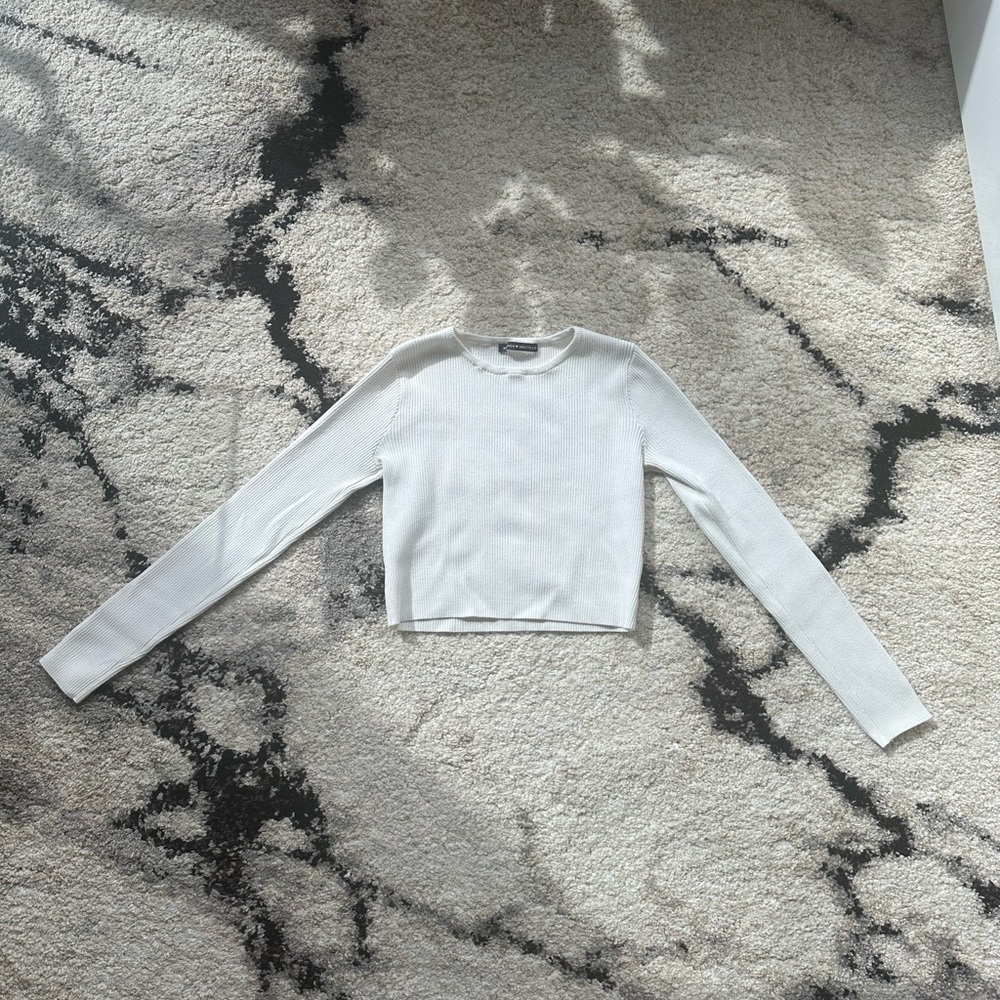 Brandy Melville Ribbed Crop white long sleeve